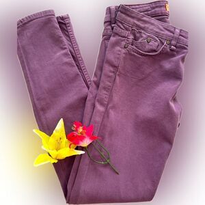 Trendy Sanctuary Denim fun-colored jeans! Style: “The Charmer!”